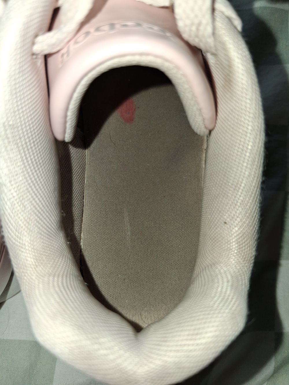 Shoes - Picture 5 of 6